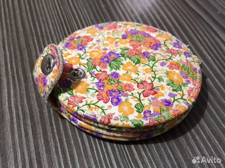 Зеркало карманное компактное на кнопке