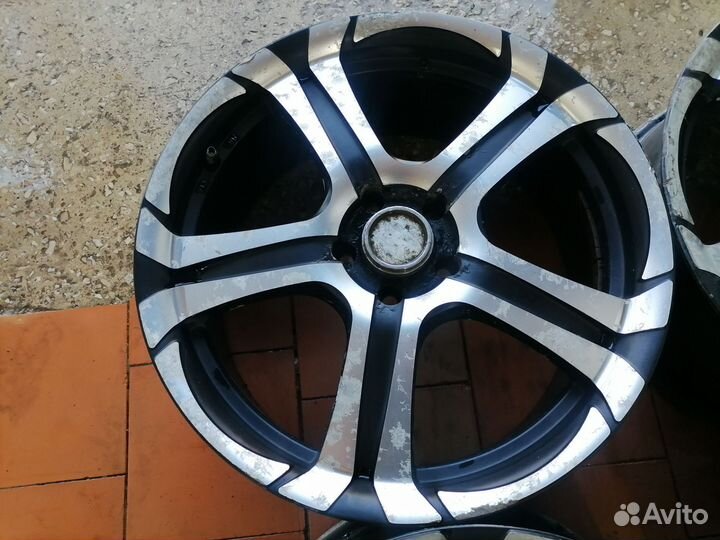 Диски+Гайки на Subaru R17 5x100