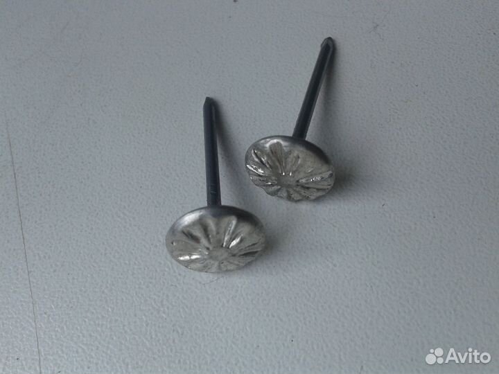 Гвозди мебельные декоративные