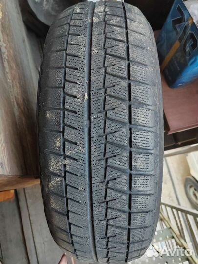 Bridgestone Winter Radial 704 195/65 R15
