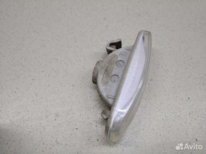 Повторитель на крыло Doblo 2005-2015