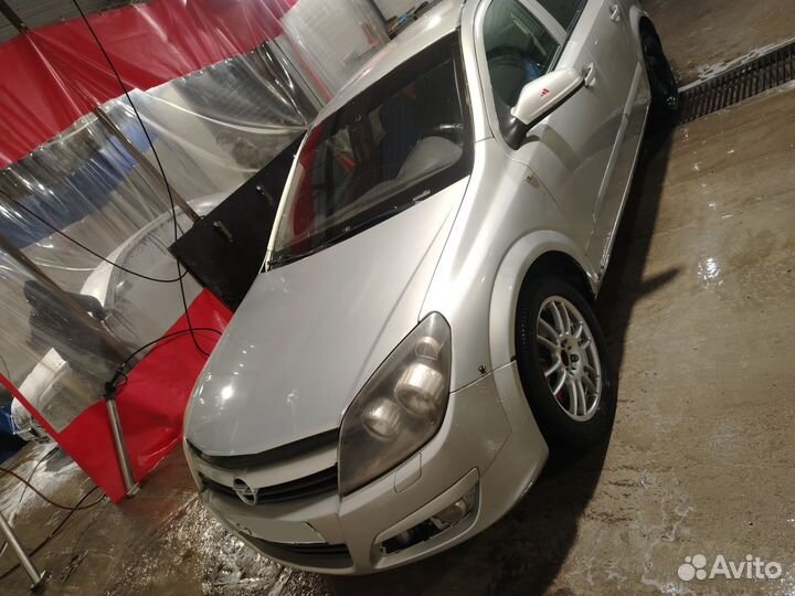 Opel Astra 1.6 МТ, 2006, 250 000 км