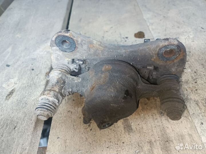 Суппорт тормозной перед право spacio ae115