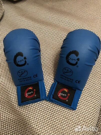 Боксерские перчатки