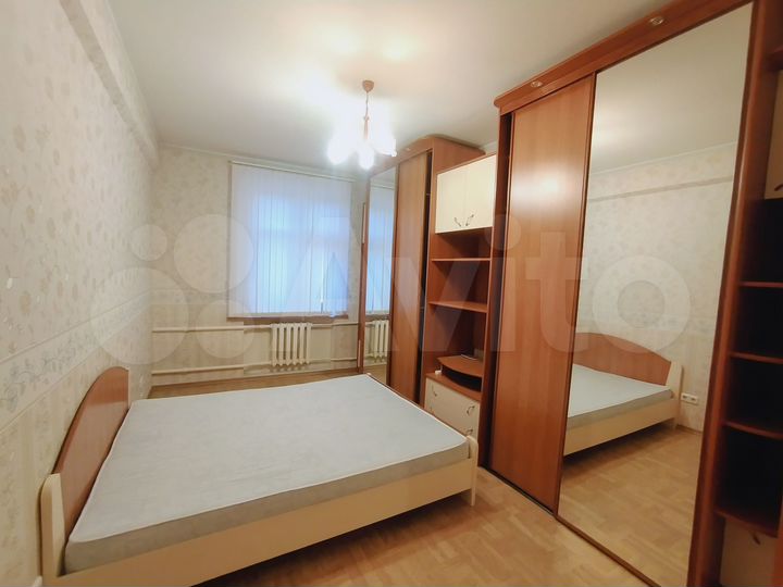 2-к. квартира, 64 м², 2/5 эт.