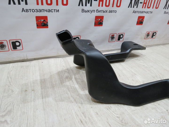 Воздуховод Volkswagen Polo