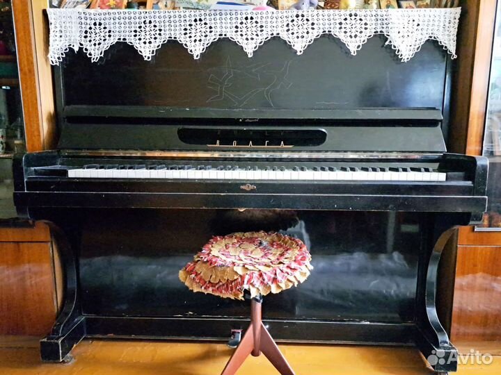 Пианино Волга