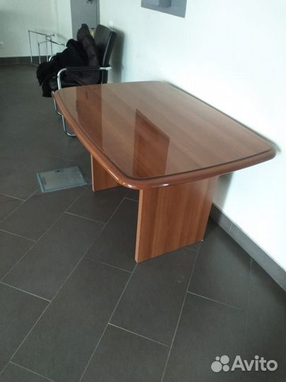 Стол для переговоров cannes/perth