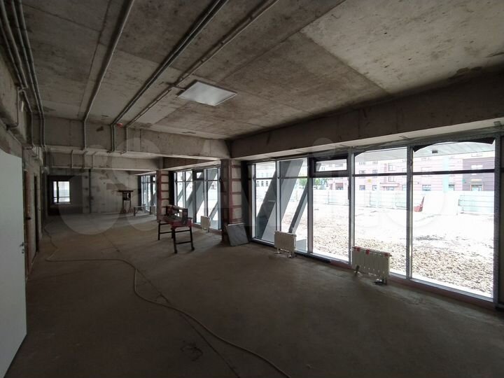 Сдам торговое помещение, 336 м²