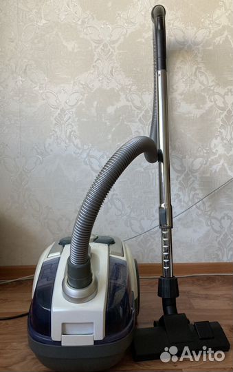 Пылесос Vitek