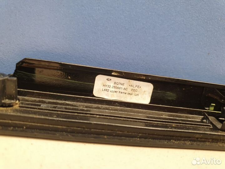 Молдинг рамки задней левой двери Land Rover Discov