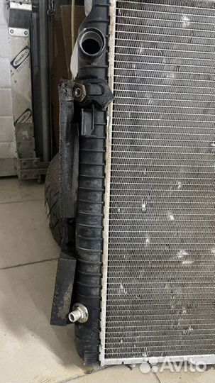 Радиатор охлаждения оснавной Mersedes G463 5.5l