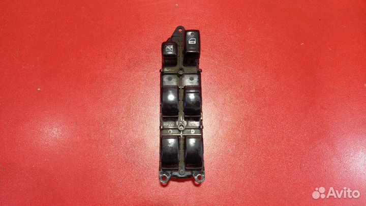 Блок управления стеклоподъемниками передний правый