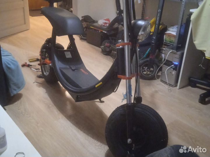 Ремонт электро самокатов, електросамокатов, гидро