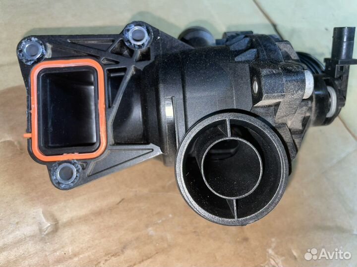 Термостат Мерседес w166 w222 w218