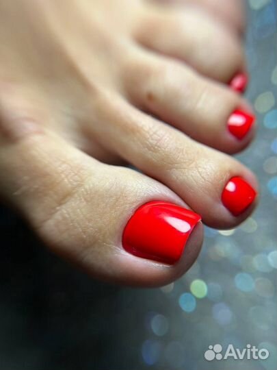 Модель на педикюр бесплатно