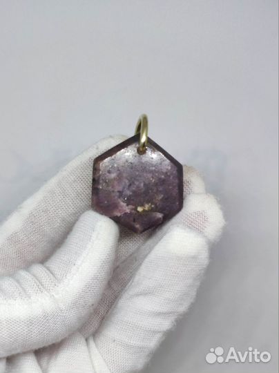 Корунд кулон амулет