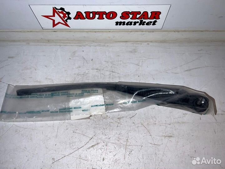 Поводок заднего стеклоочистителя SsangYong Kyron