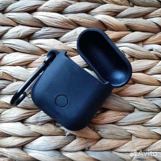 Чехол на Airpods