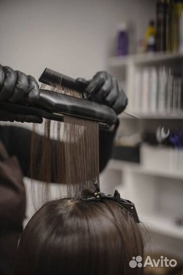 Кератиновое выпрямление волос