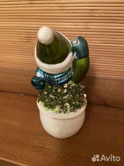 Статуэтка снеговик новогодний