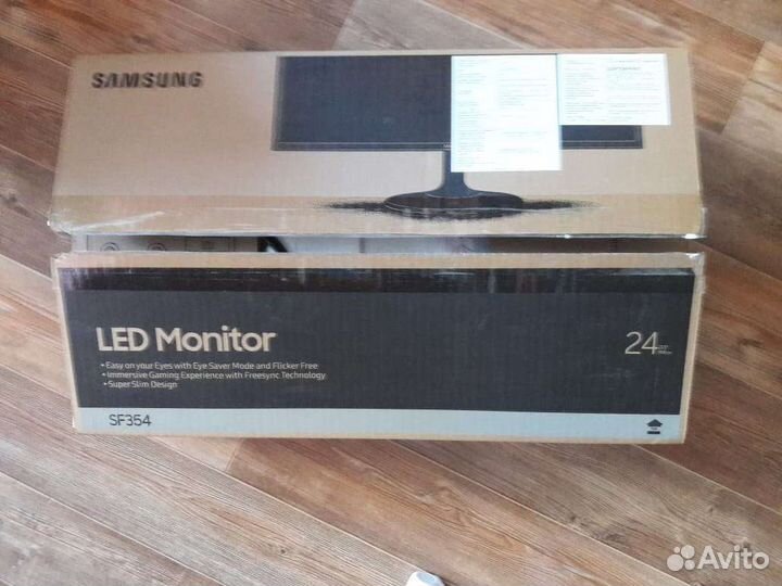 Монитор 23.5