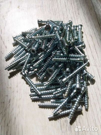 Конфирмат мебельный 7х50