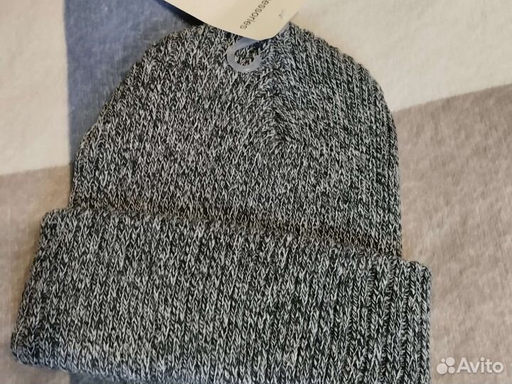 Шапка новая с биркой