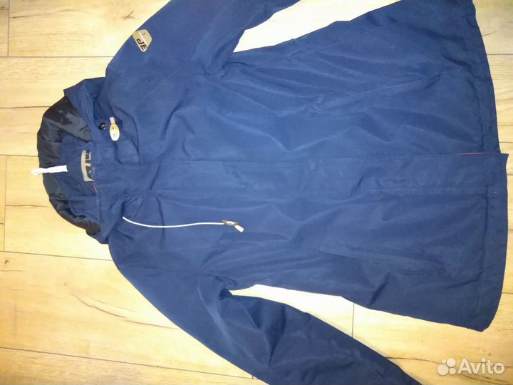 Продам отличную курточку