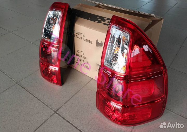 Стопы (задний фонарь) Lexus GX470