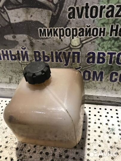 Бачок расширительный Chevrolet Niva