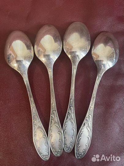 Наборы мельхиоровых ложек по 4 штуки