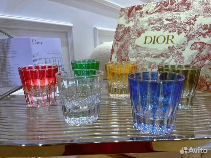 Набор цветных стаканов dior