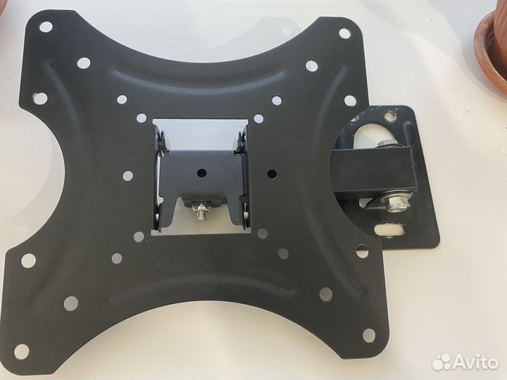 Кронштейн для телевизора