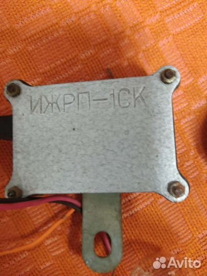 Лампочка и реле поворотов