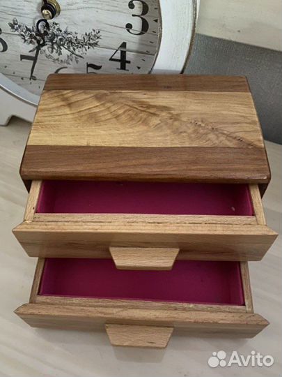 Шкатулка для украшений из дерева ручной работы