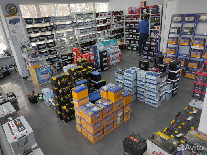 Аккумулятор б/у 60Ah обслужен заряжен хороший