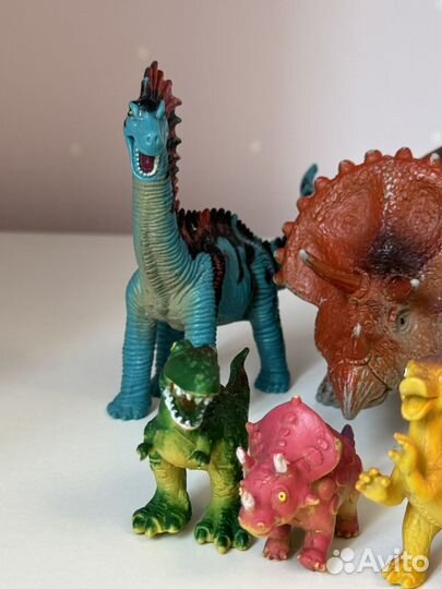 Фигурки динозавров пакетом, бу