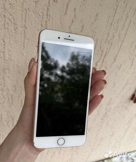 Телефон iPhone 8 plus