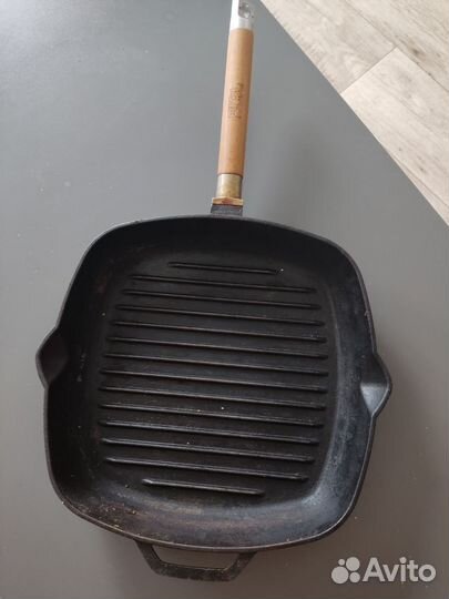 Чугунная сковорода гриль