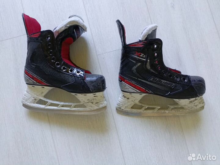 Коньки хоккейные детские bauer Vapor X2,5 р.33,5