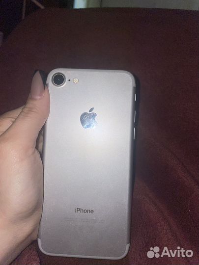 iPhone 7, 32 ГБ