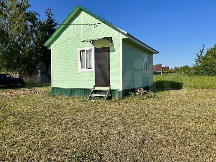 Дом 30 м² на участке 8 сот.