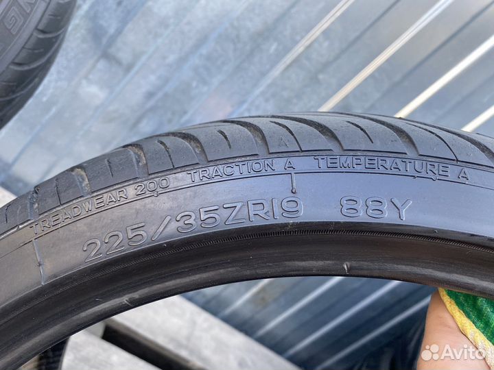Nankang NS-2 UltraSport 225/35 R19 88Y