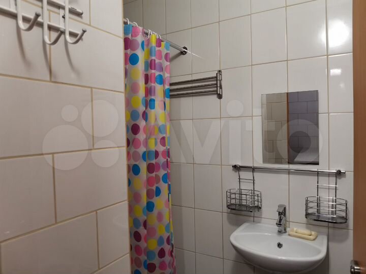 Комната 16 м² в 2-к., 1/17 эт.