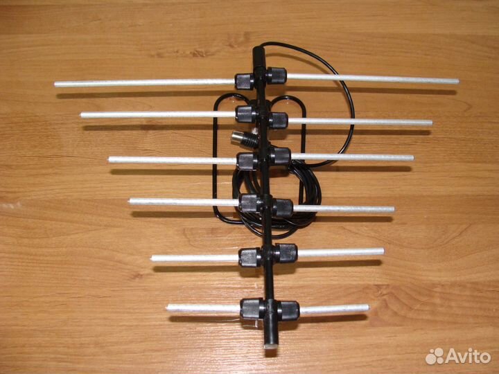 Антенна для тв комнатная