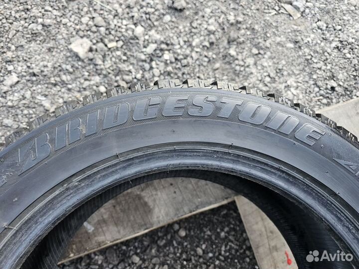 Bridgestone Ice Cruiser 7000 205/55 R16 91T