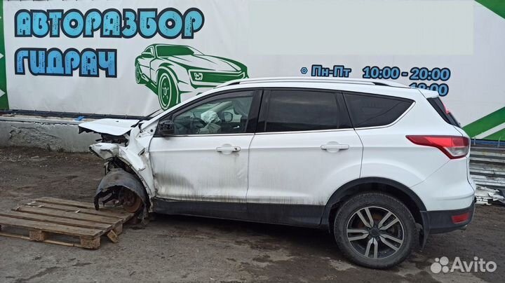 Обшивка стойки багажника левая Ford Kuga 2 CV44S28