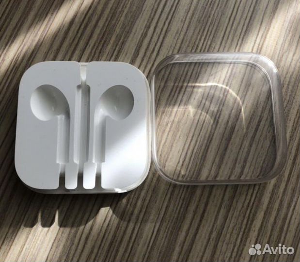 Футляр для наушников iPhone