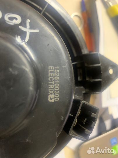 Мотор отопителя салона ford focus I 98-04